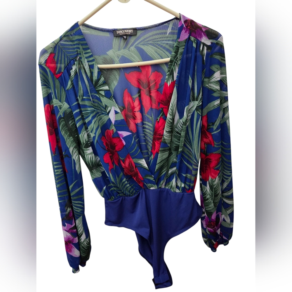 Discovery Clothing Company Blue Floral Mesh Bodysuit Size M